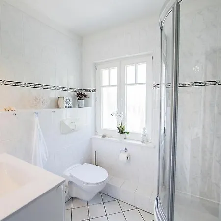 Holiday home Ostseeferienpark Seepferdchen Haus Usedom 7A